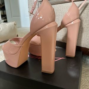 Liliana nude shoes